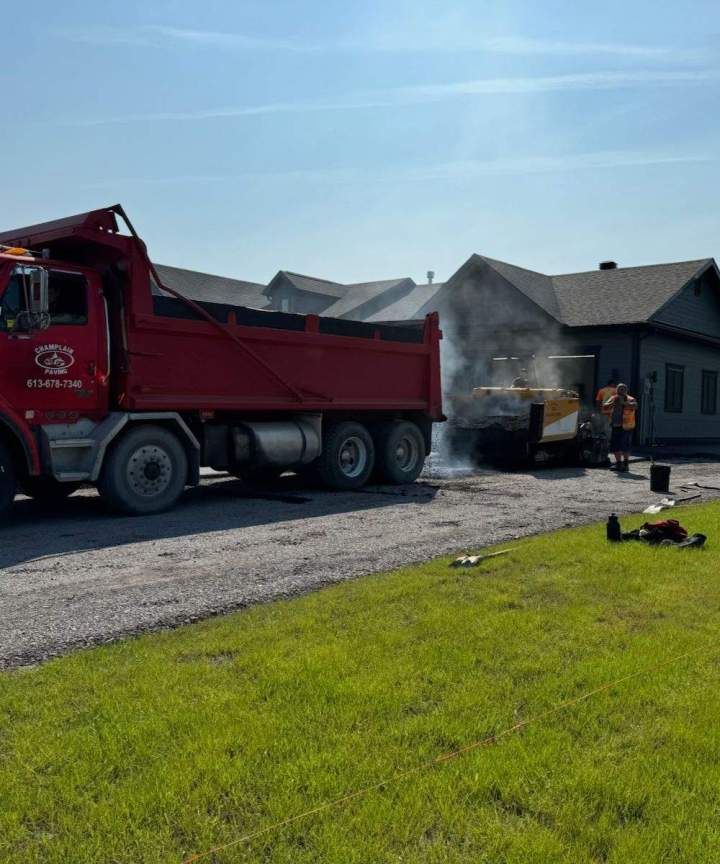 Resurfaçage d'asphalte Hawkesbury
